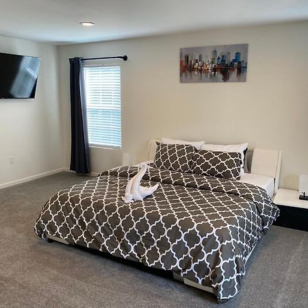 The Cg Suites Кълъмбъс Екстериор снимка