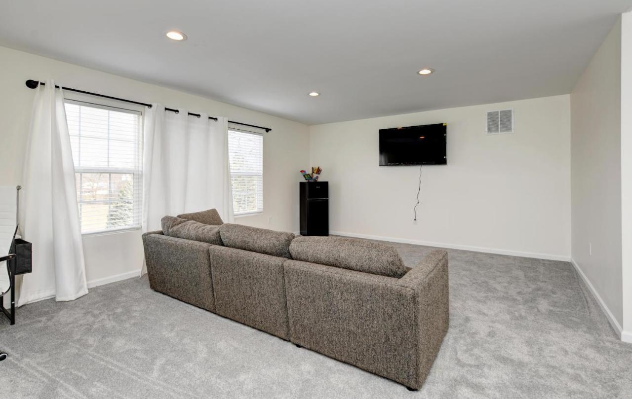 The Cg Suites Кълъмбъс Екстериор снимка